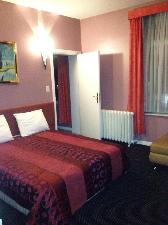 Hotel Stalingrad Brüksel Dış mekan fotoğraf